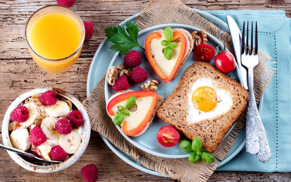 바쁜 아침에도 여유를 남기는 현실적인 식사 방법